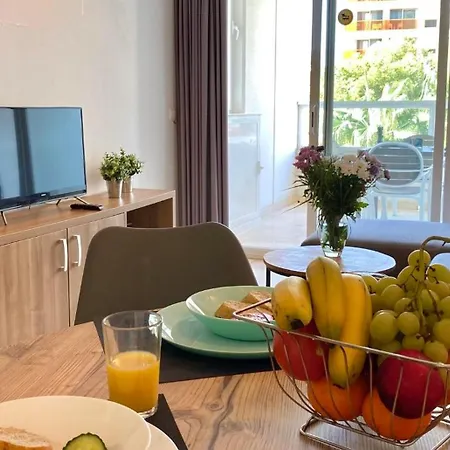 1 Bedroom With Airconditioning - Max 4 Guests