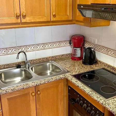 Apartment 1 Bedroom With Airconditioning And Bath - Max 4 Guests *