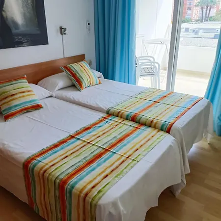 1 Bedroom With Airconditioning And Bath - Max 4 Guests Daire