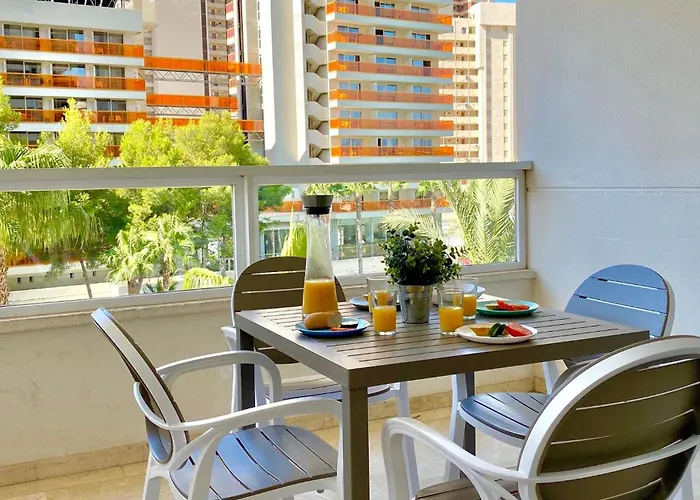 1 Bedroom Apartment With Airconditioning - Max 4 Guests * Μπένιντορμ